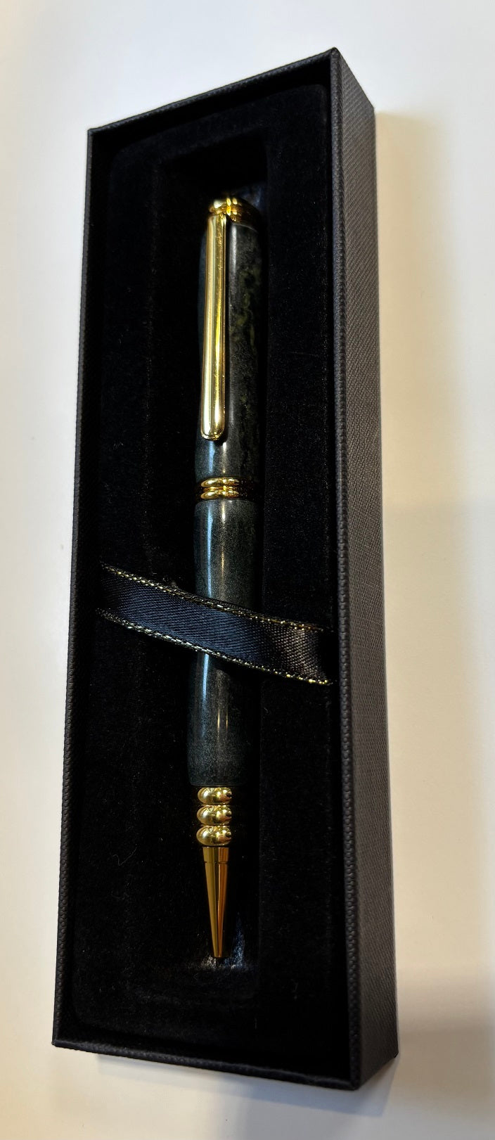 Curvy Titanium Gold